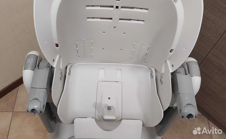 Кресло для кормления peg perego tatamia