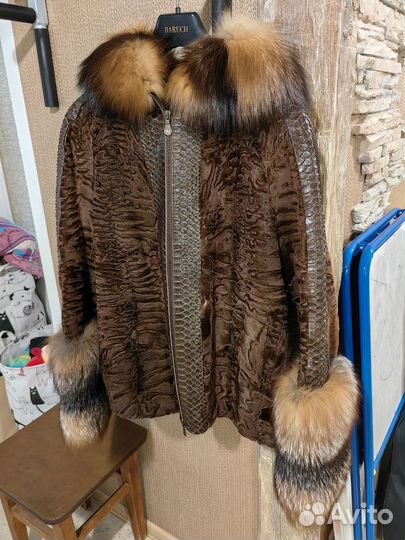 Шикарный бомбер из свакары и лисы
