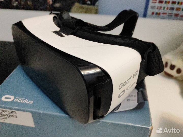 Очки виртуальной реальности samsung gear vr