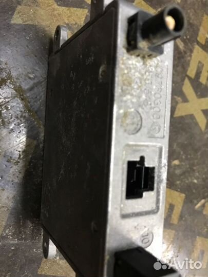 Усилитель антенны Mercedes S-Class W221