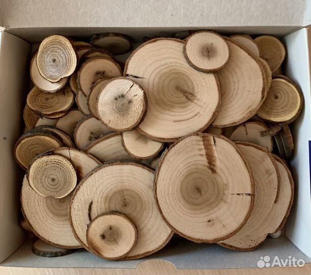 Гладкий спил дерева для творчества