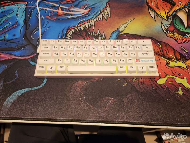 Кастом на базе Reddragon fizz