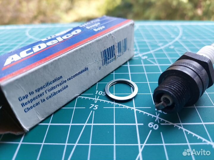 Свеча зажигания на ретро технику Москвич, Иж, Рига