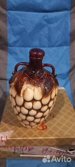 Глиняный кувшин