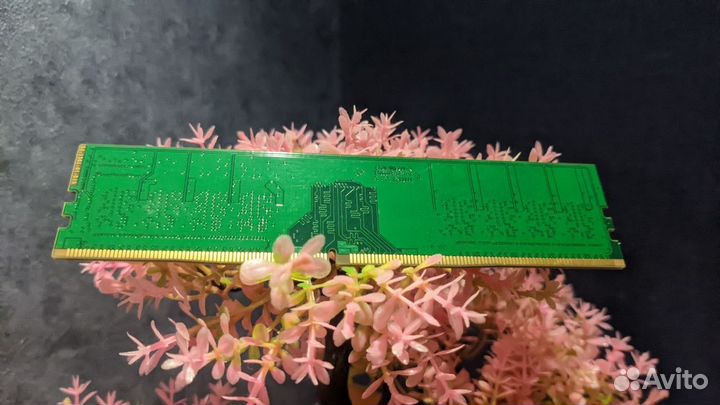 Оперативная память Crucial DDR4 8GB