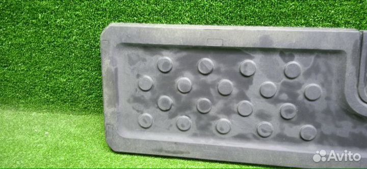 Полка багажника Nissan Note 2006-2013