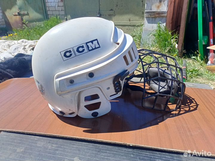 Детский хоккейный шлем с защитой