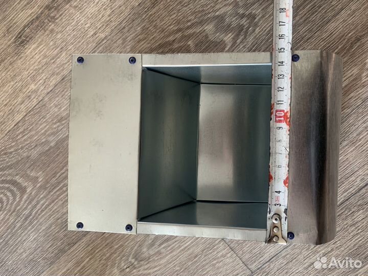 Кормушки бункерные для кроликов