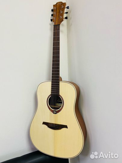 Гитара акустическая новая Lag T70D- NAT массив