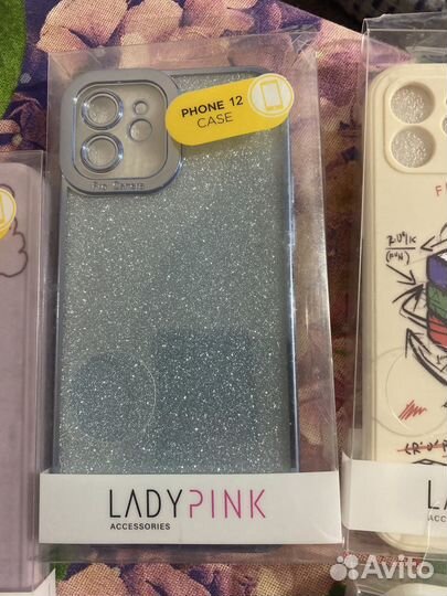 Чехлы на телефон iPhone 12