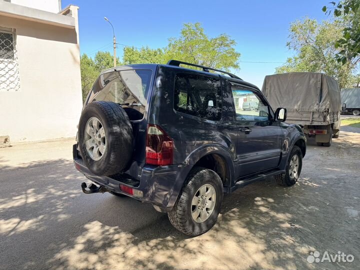 Mitsubishi Pajero 3.2 AT, 2006, 205 000 км