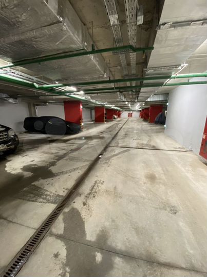 Машиноместо, 14 м²