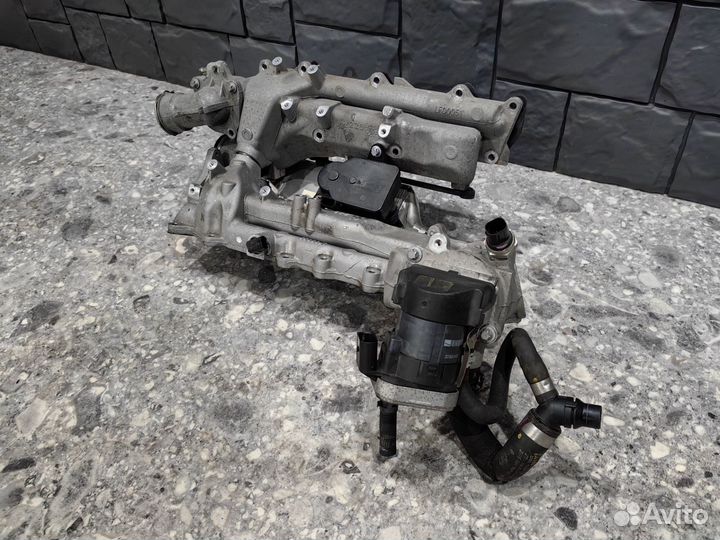 Впускной коллектор в сборе 642 дв