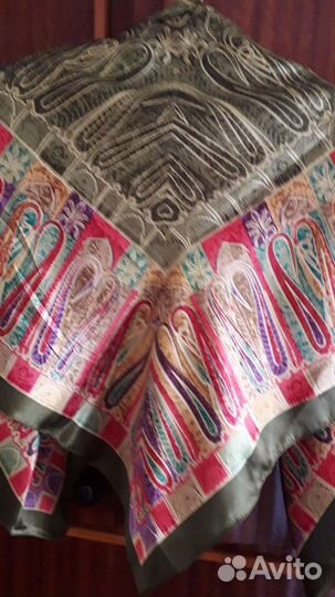 Шелковый платок