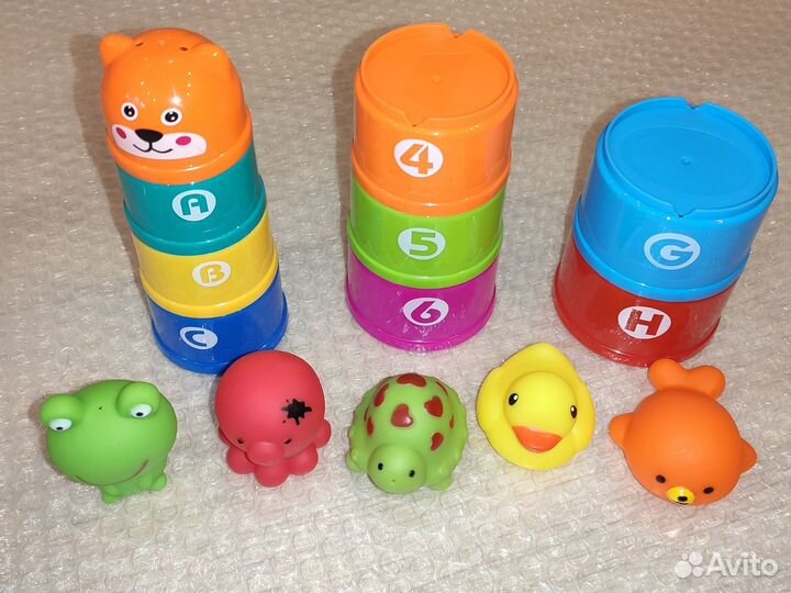 Игрушки для ванны для детей и пирамидка