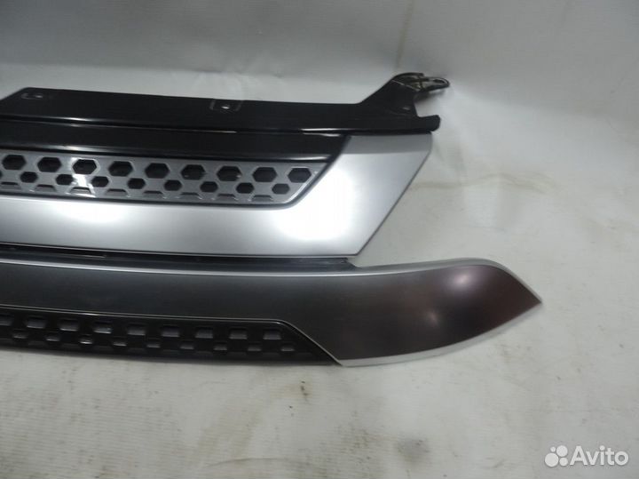 Решетка радиатора Mitsubishi Outlander 2018