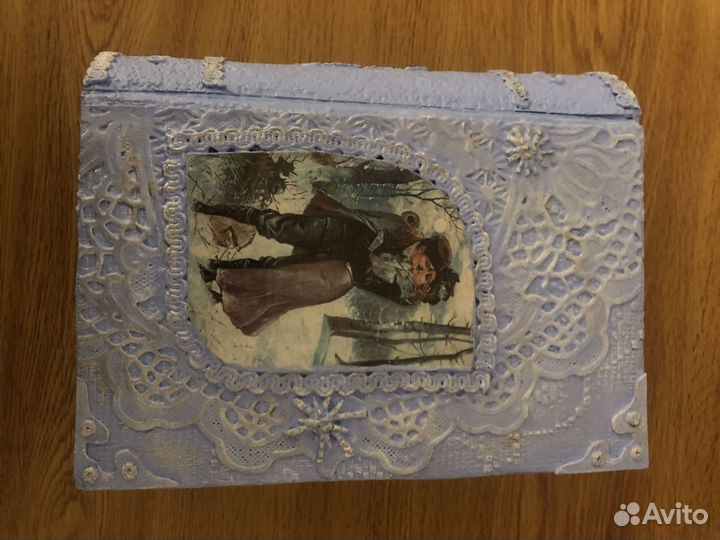 Книга-шкатулка подарок