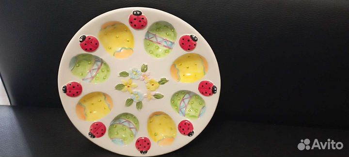 Тарелка для пасхальных яиц