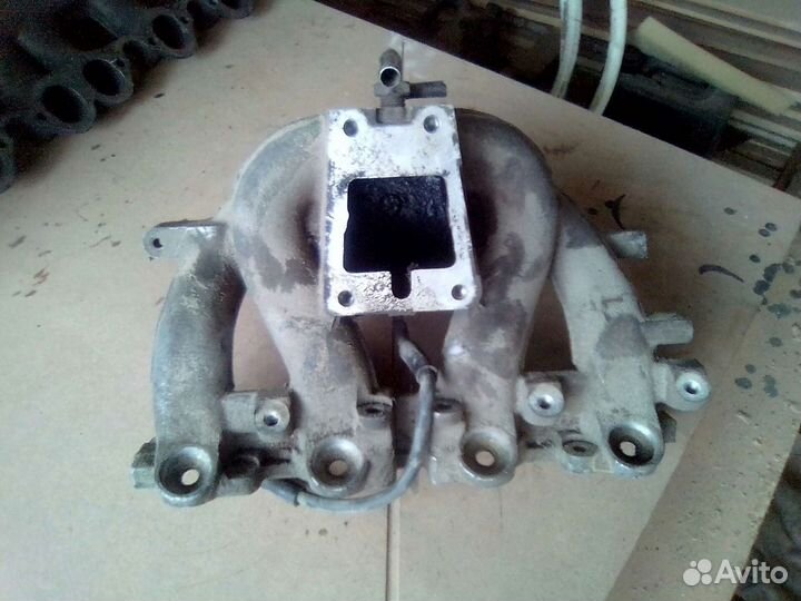 Впускной коллектор Cube z10