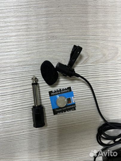 Петличный микрофон boya