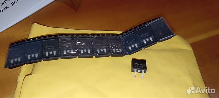 Транзистор V3040S