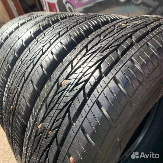 Continental ContiCrossContact LX2 215/65 R16