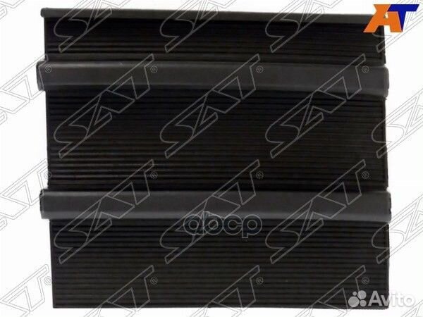 Заглушка в бампер toyota camry 14-17 под крюк