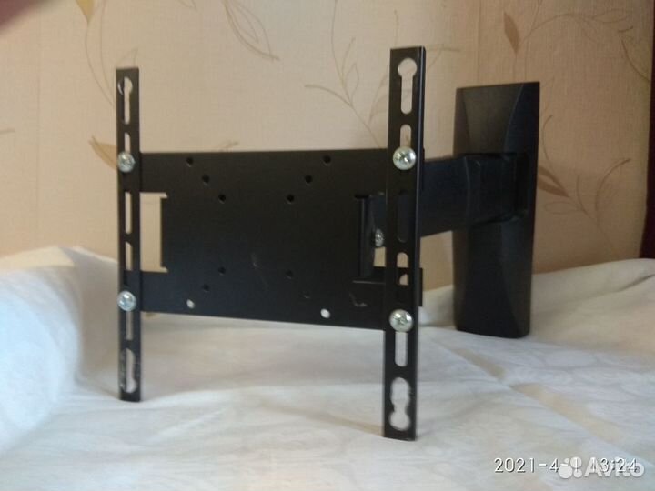 Кронштейн для телевизора
