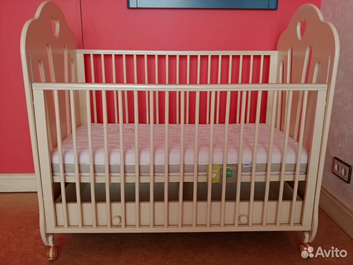 Детская кроватка Гандылян