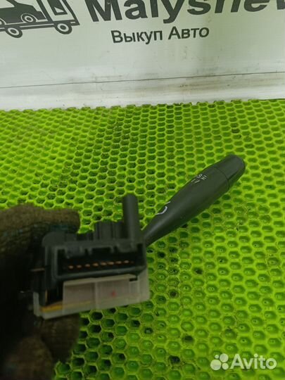 Подрулевой переключатель правый Chery fora a21