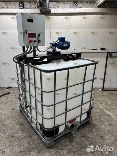 Химический реактор с подогревом и шкафом управления