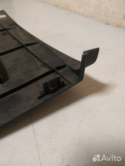 Накладка торпедо правая Ford Fusion 2002-2012