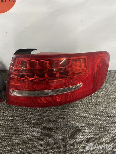 Фонарь левый правый Audi A4 B8