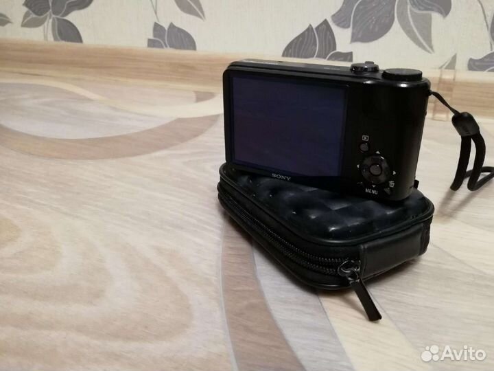 Компактный фотоаппарат sony