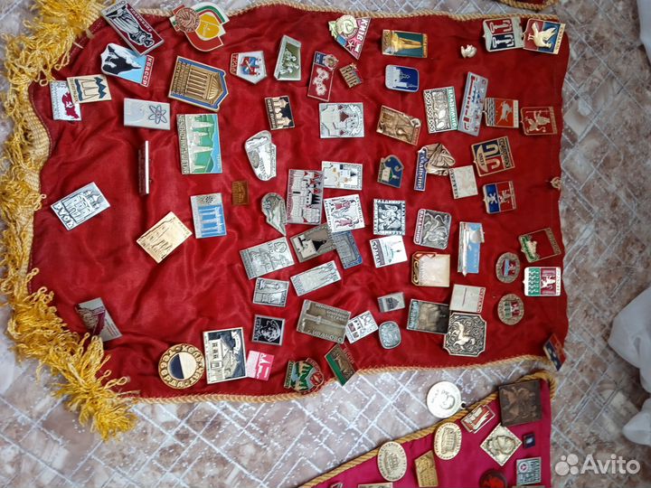 Значки времён СССР