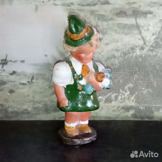Керамическая фигурка 