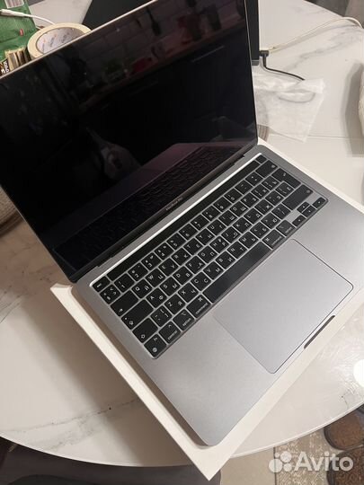 Apple macbook pro 13 2020 m1 16gb 256gb