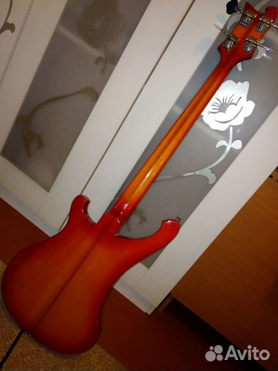 Бас гитара Rickenbacker 4001