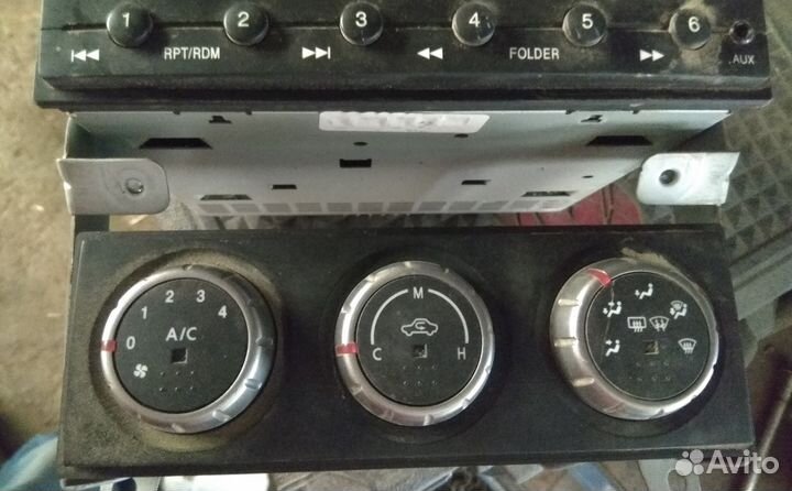 Блок управления на Ниссан Альмера Классик