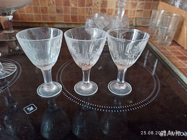 Рюмки хрусталь, сувенирные, обычные