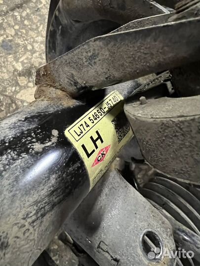 Kia Stinger амортизатор передний