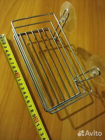 Полки на присосках в ванную