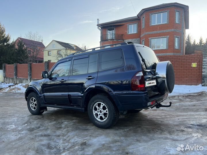 Mitsubishi Pajero 3.2 AT, 2004, 289 000 км