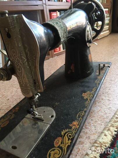 Швейная машина