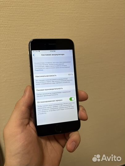 iPhone 6S, 64 ГБ