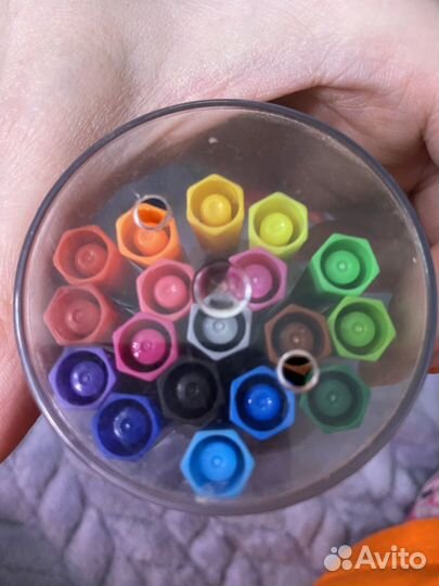 Набор фломастеров