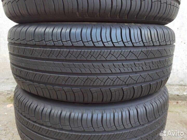 Michelin Latitude Tour HP 235/60 R18 103V