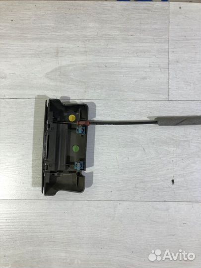 Замок спинки сиденья cadillac BLS 1.9 дизель