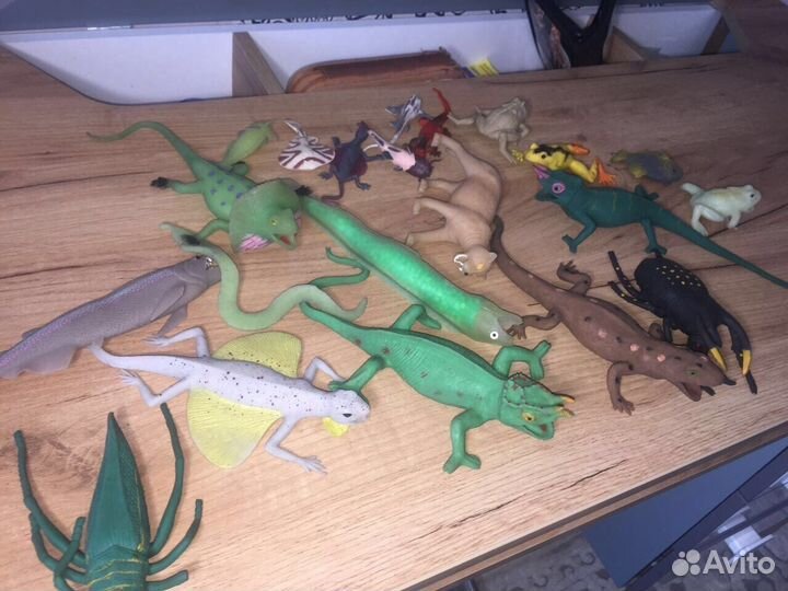 Фигурки животных на любой вкус, цвет и размер, пла