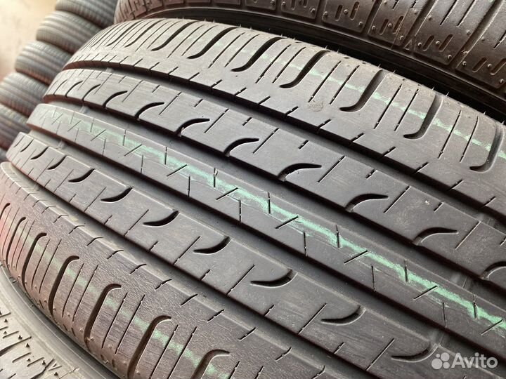 Goodyear EfficientGrip SUV 4x4 225/55 R19